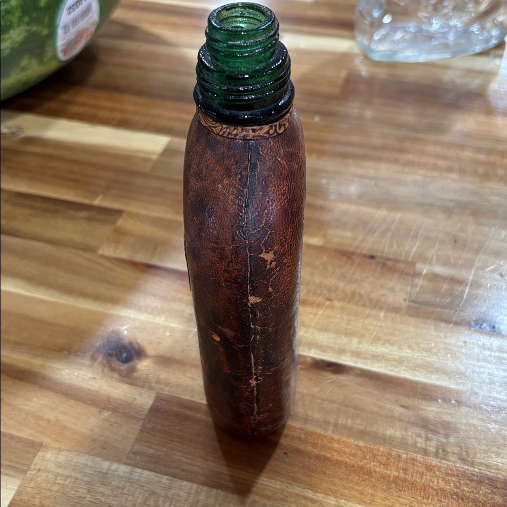 Vintage Brown Leather Whisky Bottle - Picture 3 of 7